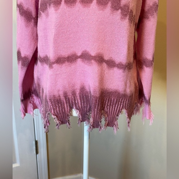 Davi & Dani Pink Tie-Dye Distressed Hem Knit Sweater Size Medium - Picture 3 of 7